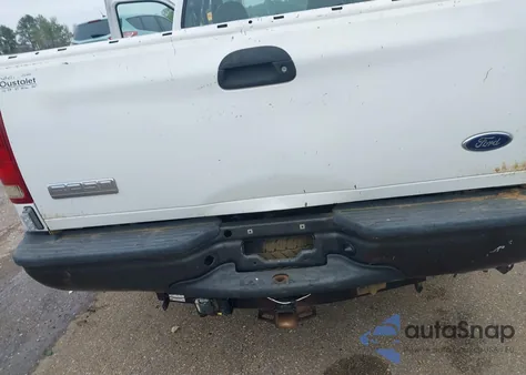 2005 Ford F-250 Lariat/Xl/Xlt from USA, damaged, VIN 1FTSX20565EB72278